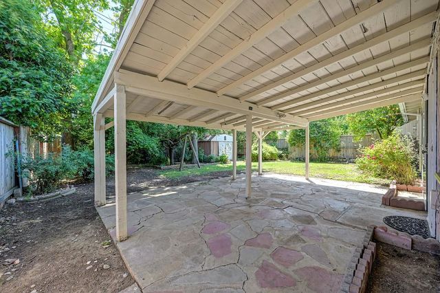 1840 La Jolla Dr, Stockton, CA 95204