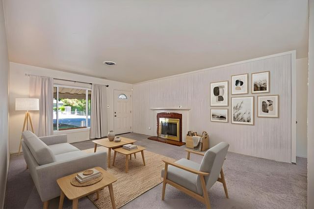 1840 La Jolla Dr, Stockton, CA 95204