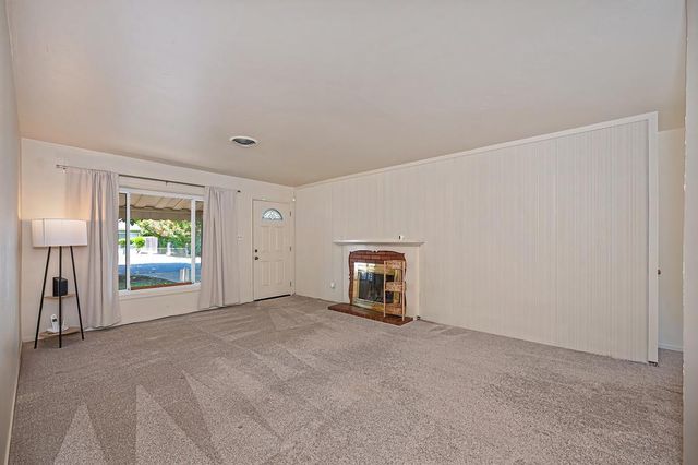 1840 La Jolla Dr, Stockton, CA 95204