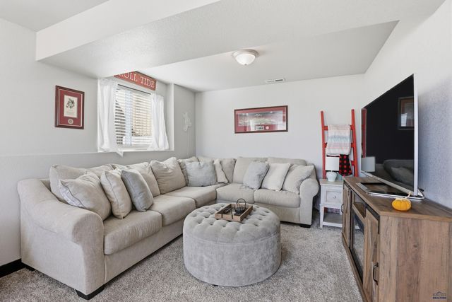 404 YELNER DR, Box Elder, SD 57719