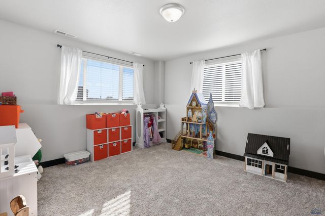 404 YELNER DR, Box Elder, SD 57719