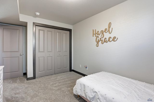 404 YELNER DR, Box Elder, SD 57719