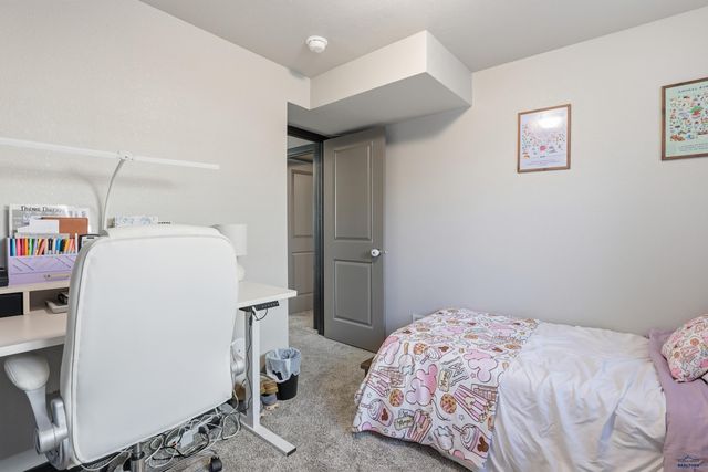 404 YELNER DR, Box Elder, SD 57719