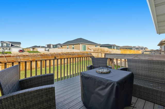 404 YELNER DR, Box Elder, SD 57719