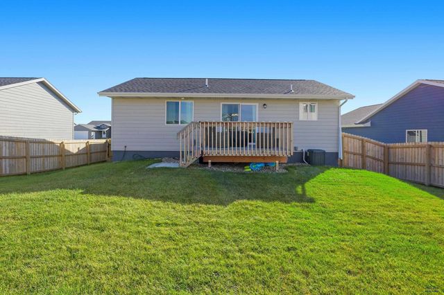 404 YELNER DR, Box Elder, SD 57719