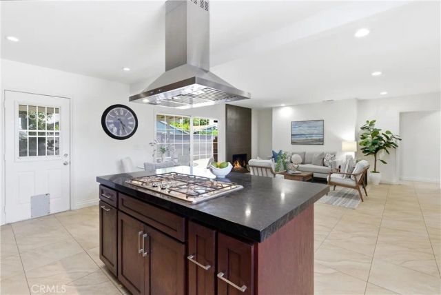 1015 N Modena Place, Anaheim, CA 92801