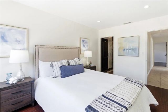 1015 N Modena Place, Anaheim, CA 92801