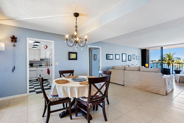 130 LAKESHORE Drive 322, North Palm Beach, FL 33408