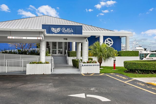 130 LAKESHORE Drive 322, North Palm Beach, FL 33408