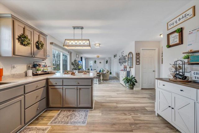 6406 Scruggs RD, Moneta, VA 24121