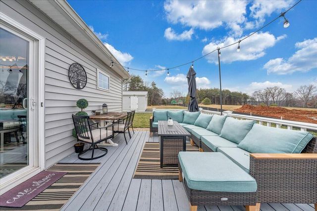 6406 Scruggs RD, Moneta, VA 24121