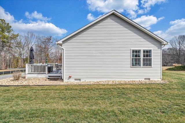 6406 Scruggs RD, Moneta, VA 24121