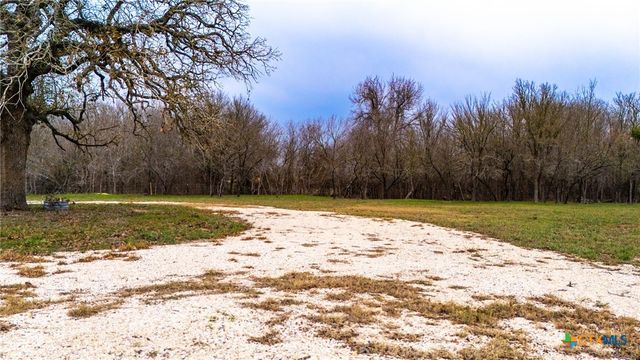 199 Sand Hill Road, Dale, TX 78616