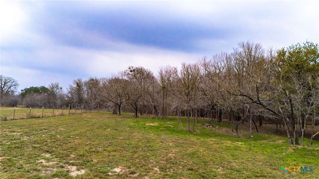 199 Sand Hill Road, Dale, TX 78616