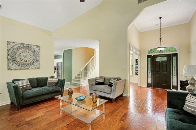 110 Rockglen Court, Fayetteville, GA 30215