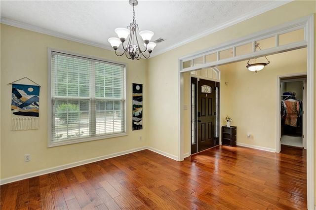 110 Rockglen Court, Fayetteville, GA 30215