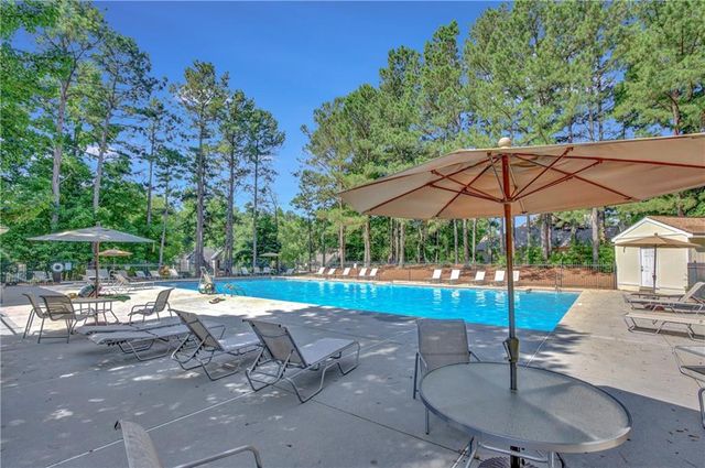 110 Rockglen Court, Fayetteville, GA 30215