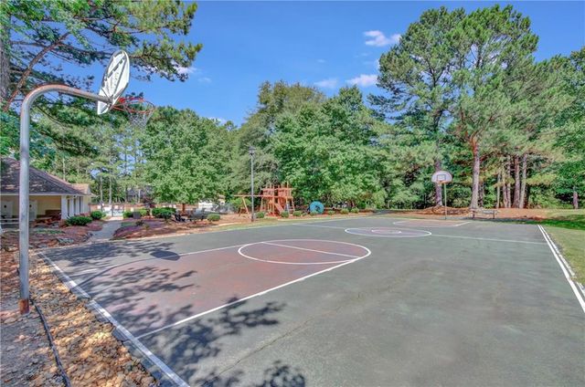 110 Rockglen Court, Fayetteville, GA 30215