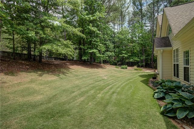 110 Rockglen Court, Fayetteville, GA 30215