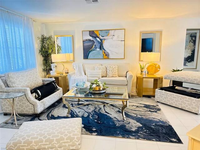3511 Caloosa ST, Naples, FL 34112