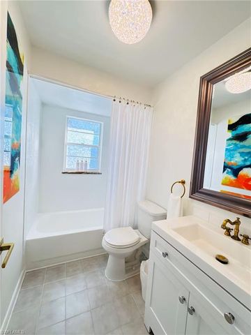 3511 Caloosa ST, Naples, FL 34112