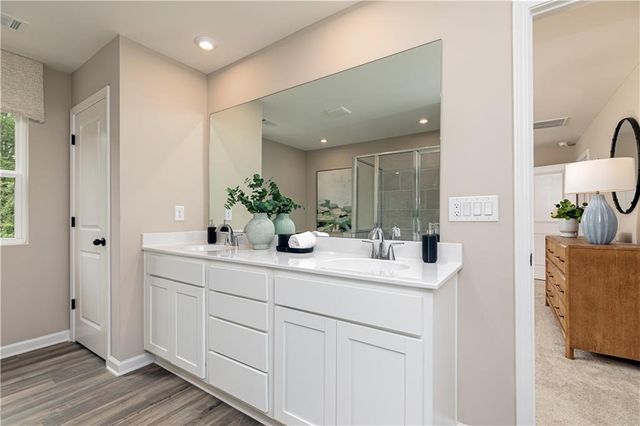 46 Hickory Grove Avenue, Lawrenceville, GA 30046