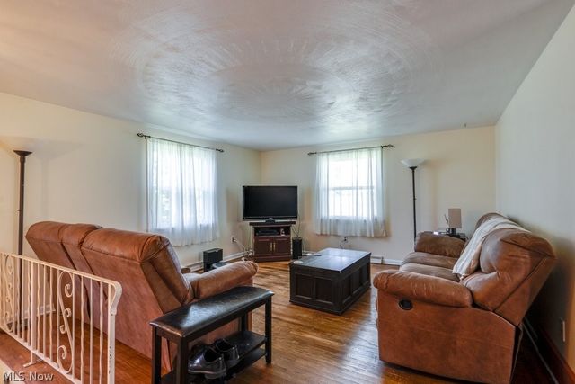 9921 Beech Street NE, Louisville, OH 44641