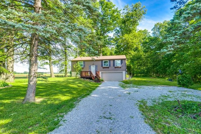 9921 Beech Street NE, Louisville, OH 44641