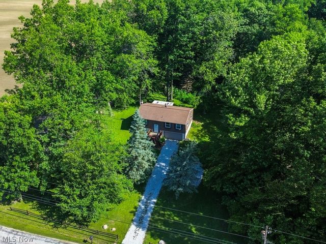 9921 Beech Street NE, Louisville, OH 44641