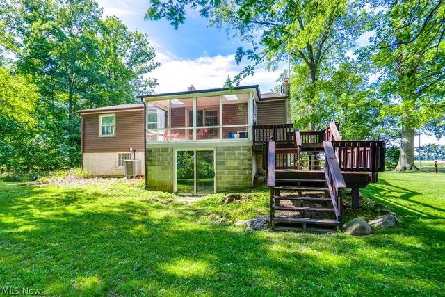 9921 Beech Street NE, Louisville, OH 44641
