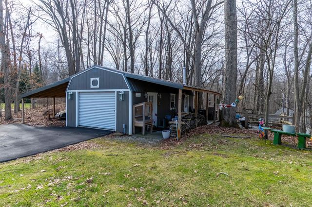 175 Lane 101 Lake Minifenokee, Fremont, IN 46737