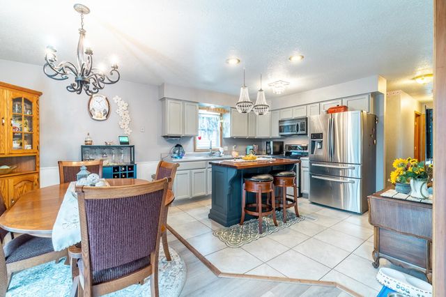 175 Lane 101 Lake Minifenokee, Fremont, IN 46737