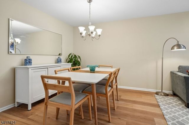 55 Greenbrook Dr 55, Bloomfield Twp., NJ 07003