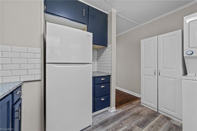 524 Overlook Street, Greensboro, NC 27403
