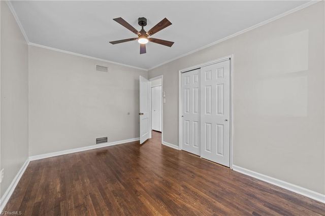 524 Overlook Street, Greensboro, NC 27403