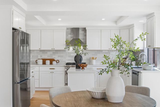 269 Woodbridge Circle, San Mateo, CA 94403