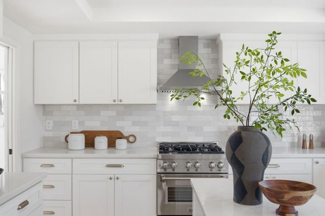 269 Woodbridge Circle, San Mateo, CA 94403