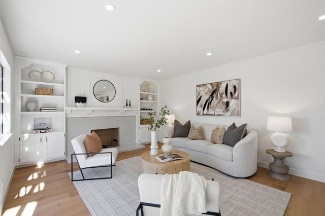 269 Woodbridge Circle, San Mateo, CA 94403