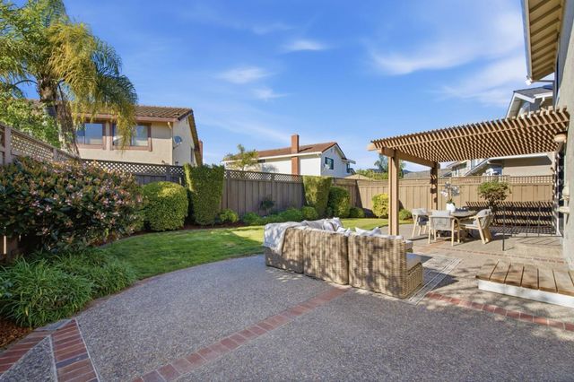 269 Woodbridge Circle, San Mateo, CA 94403