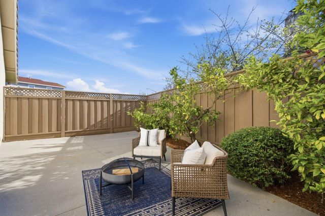 269 Woodbridge Circle, San Mateo, CA 94403