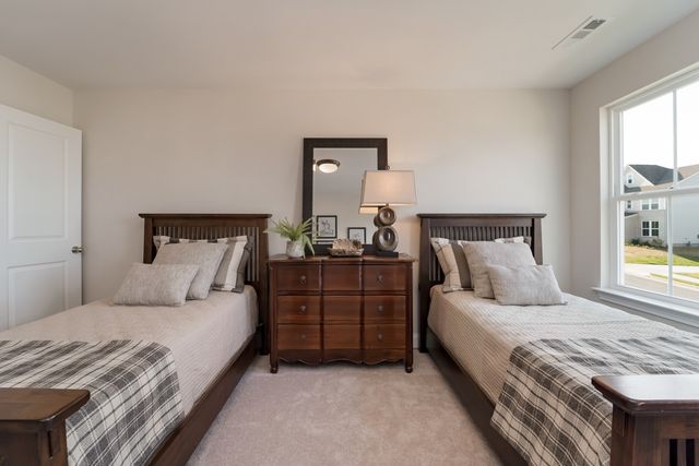 6445 Desmond Ave, Murfreesboro, TN 37128