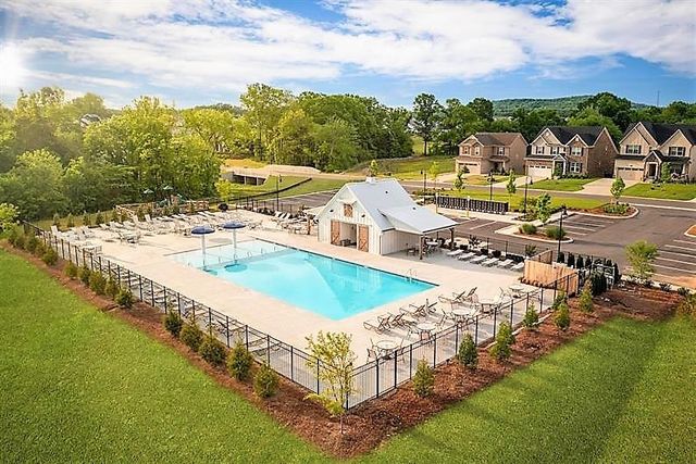 6445 Desmond Ave, Murfreesboro, TN 37128