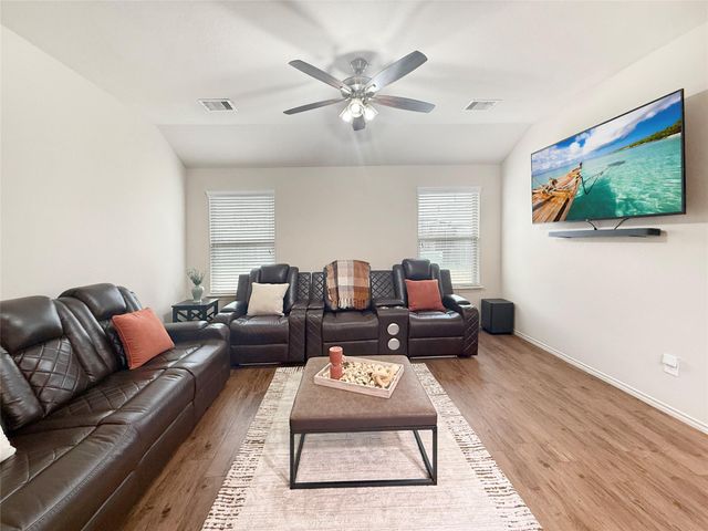 15462 Bosque Viejo Trail, Channelview, TX 77530