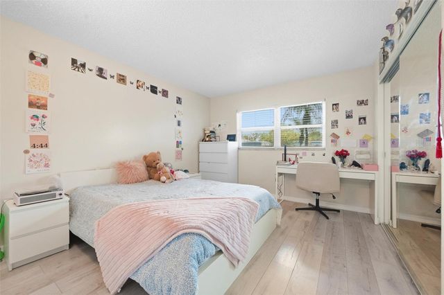 5060 76TH AVENUE N 100, Pinellas Park, FL 33781