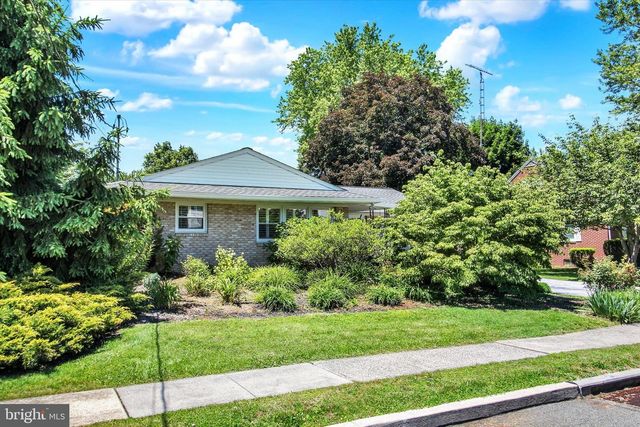 255 S HOWARD AVE, Gettysburg, PA 17325