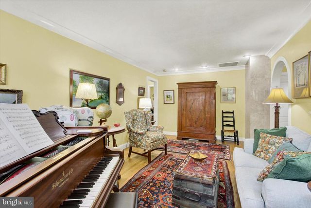 255 S HOWARD AVE, Gettysburg, PA 17325