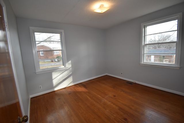 2028 Montgomery Pkwy, Clarksville, TN 37043