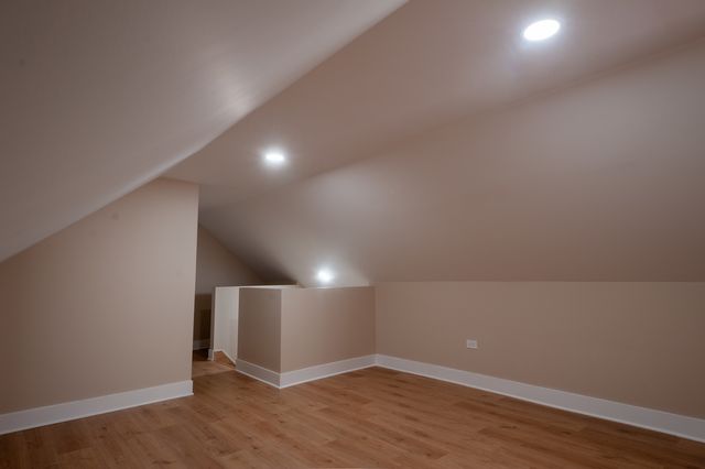 8620 S Union Avenue, Chicago, IL 60620