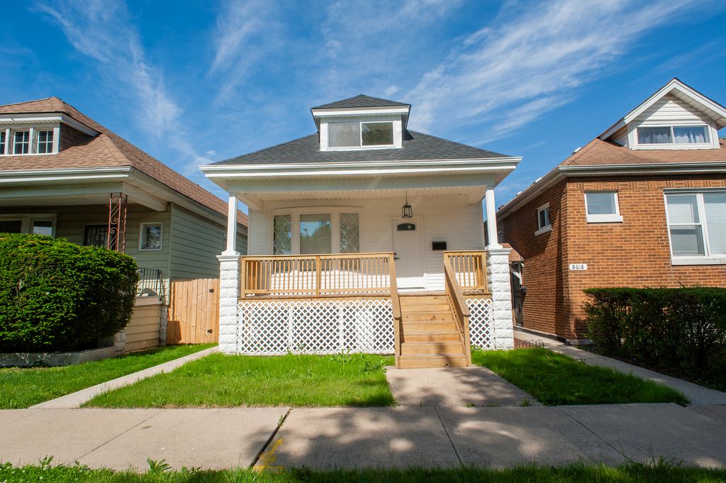 8620 S Union Avenue, Chicago, IL 60620