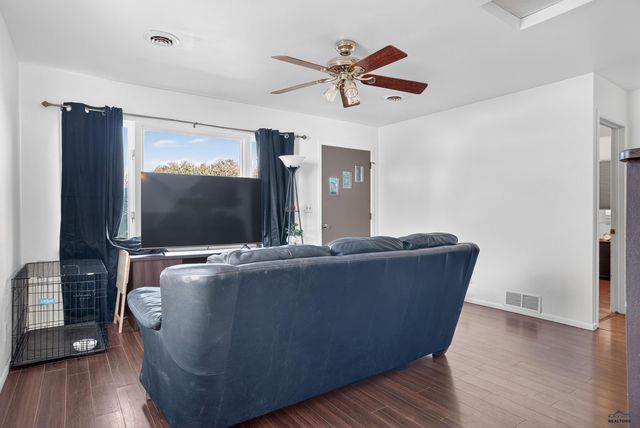 513 E DENVER, Rapid City, SD 57701